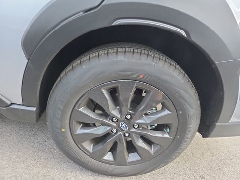 New 2025 Subaru Outback Onyx Edition image 7