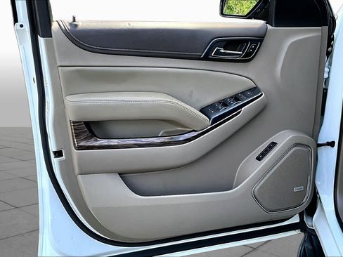 Used 2017 GMC Yukon SLT RWD image 21