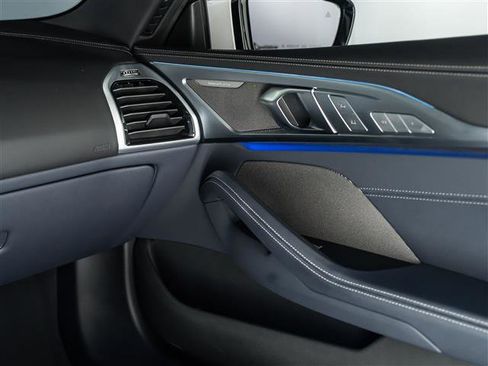 Used 2023 BMW 840i Convertible image 37