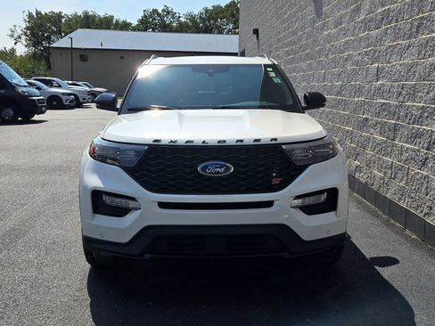 Used 2024 Ford Explorer ST w/ Equipment Group 401A AWD/4WD image 8