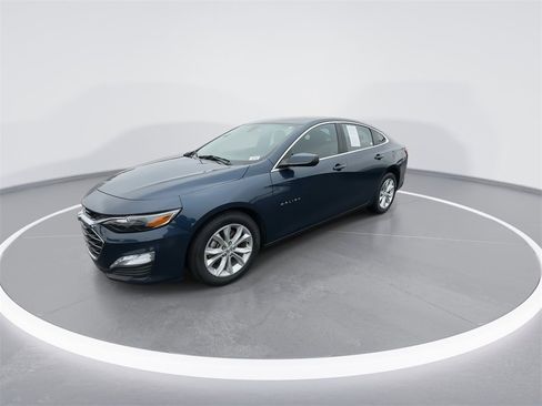 Used 2022 Chevrolet Malibu LT image 4
