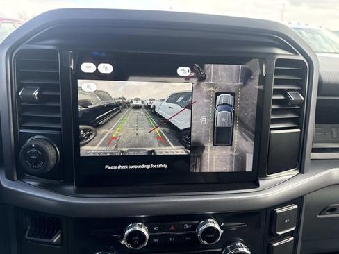 New 2025 Ford F150 Lightning XLT image 11