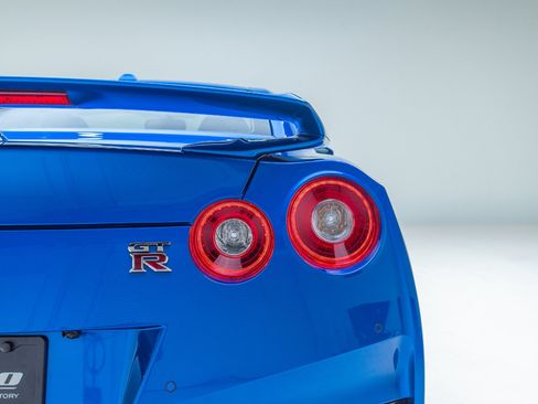 Used 2021 Nissan GT-R Premium AWD/4WD image 57
