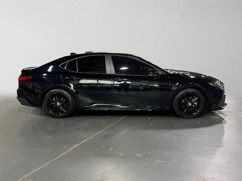 Used 2025 Toyota Camry SE w/ Convenience Package AWD/4WD image 2