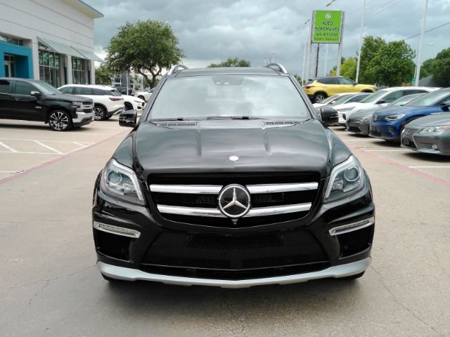 Used 2015 Mercedes-Benz GL 63 AMG 4MATIC image 2