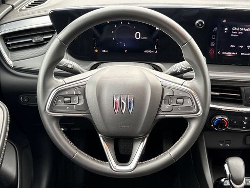 Used 2025 Buick Encore GX Preferred FWD image 19