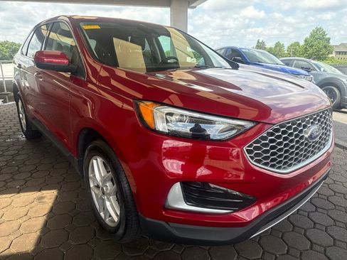 Used 2023 Ford Edge SEL AWD/4WD image 4