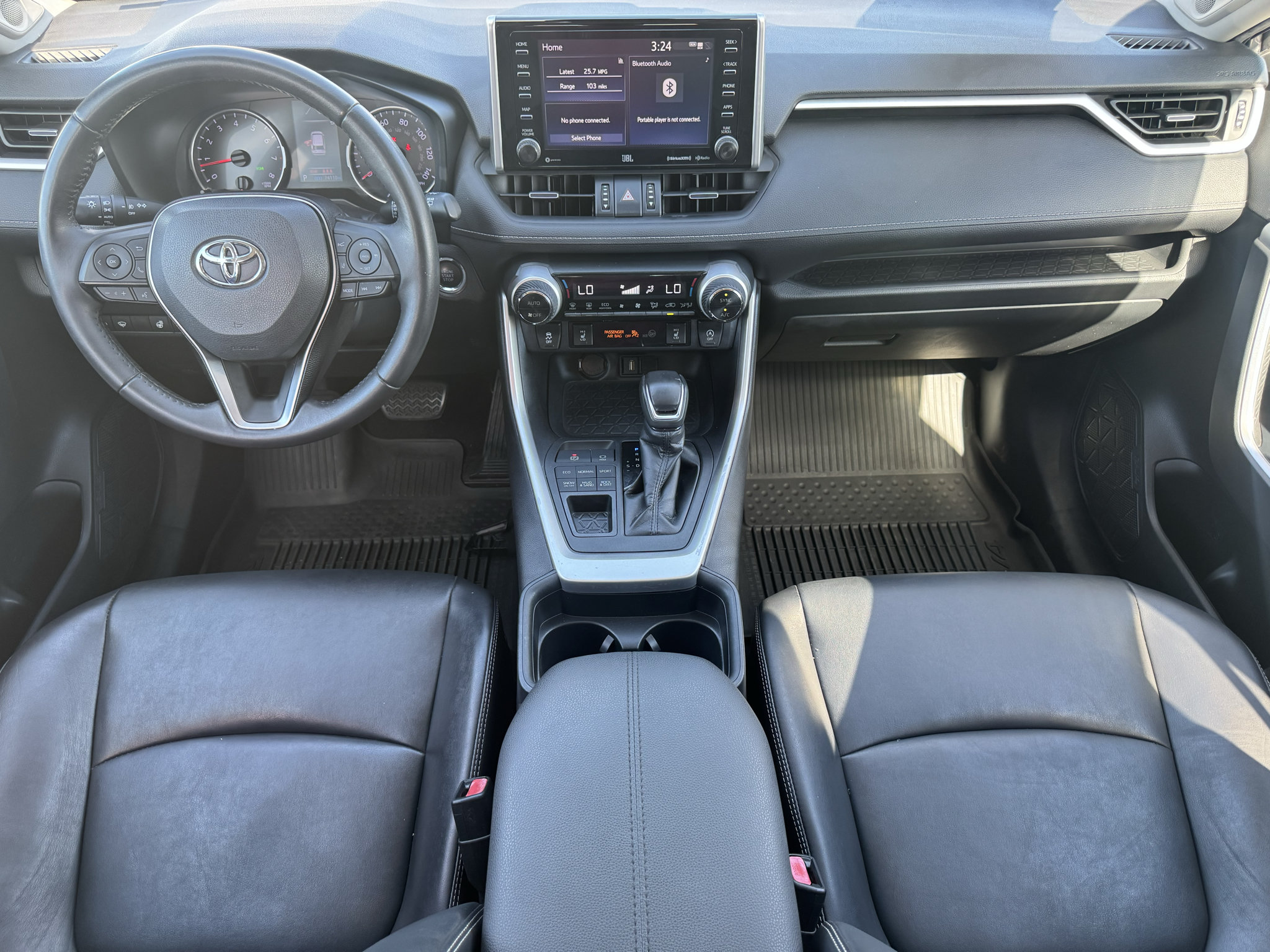 Used 2020 Toyota RAV4 XLE Premium AWD/4WD image 2