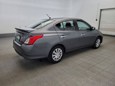 Used 2019 Nissan Versa SV image 10