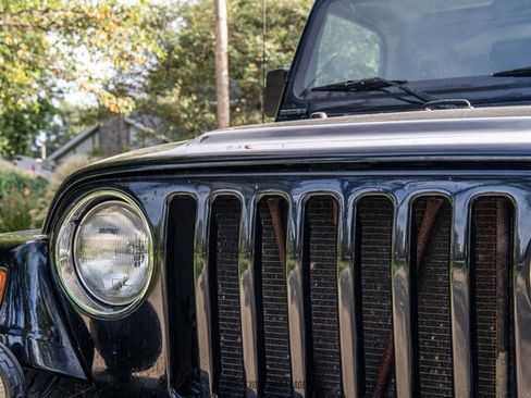 Used 2002 Jeep Wrangler Sahara AWD/4WD image 65