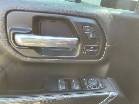 Used 2023 GMC Sierra 2500 AT4 w/ AT4 Premium Plus Package AWD/4WD image 16
