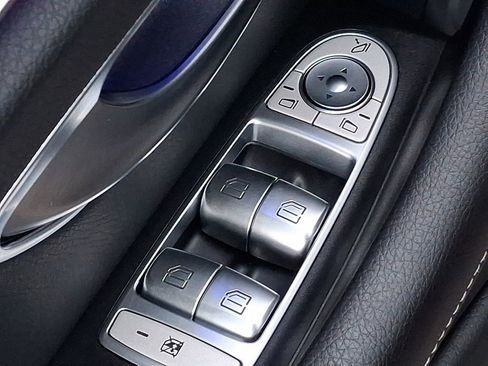 Used 2022 Mercedes-Benz E 450 4MATIC Sedan image 24