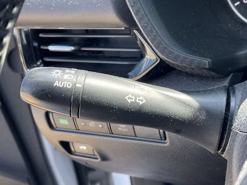 Used 2022 Nissan Sentra SV FWD image 26