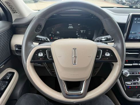 Used 2022 Lincoln Corsair Reserve FWD image 12
