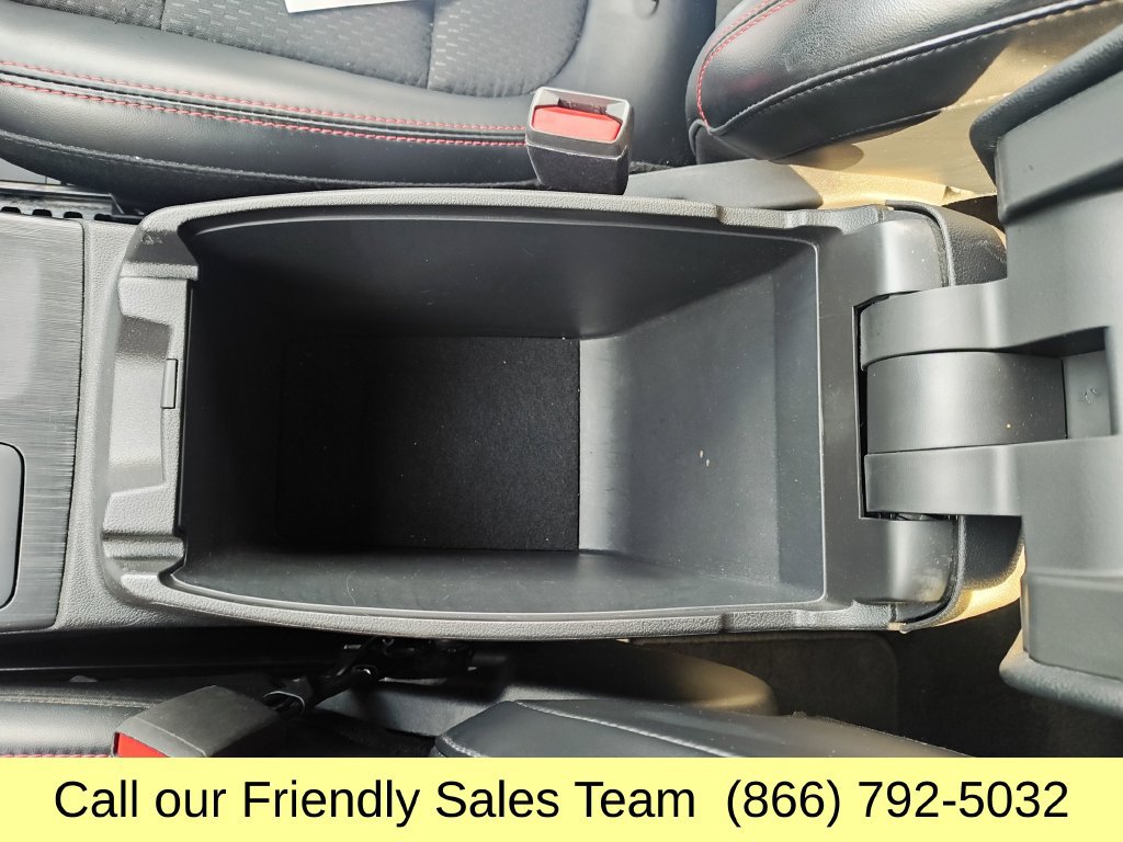 Used 2025 Ford Escape ST-Line Select AWD/4WD image 25