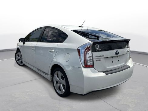 Used 2013 Toyota Prius Five FWD image 8