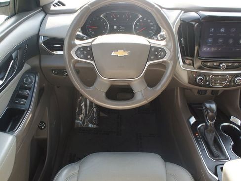 Used 2021 Chevrolet Traverse Premier image 5