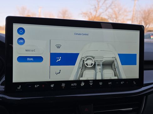 Used 2025 Ford Escape ST-Line w/ Tech Pack #1 image 19