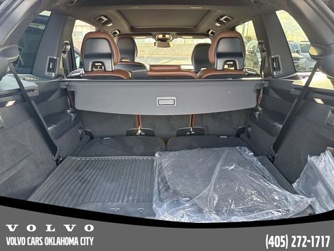 Used 2023 Volvo XC90 B6 Ultimate w/ Protection Package Premier image 18