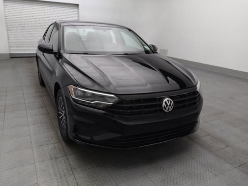 Used 2021 Volkswagen Jetta SE FWD image 14