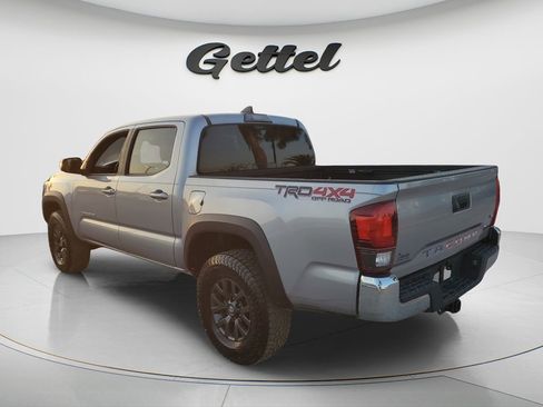 Used 2019 Toyota Tacoma TRD Off-Road AWD/4WD image 6
