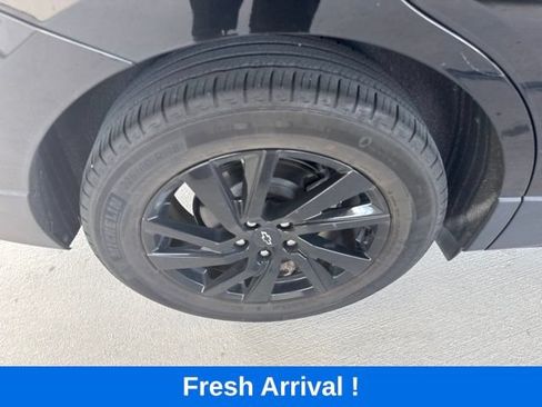 Used 2023 Chevrolet Equinox LS w/ LS Convenience Package FWD image 21