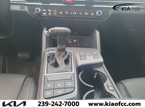 Certified 2026 Kia Sportage EX w/ EX Panorama Roof Package FWD image 20