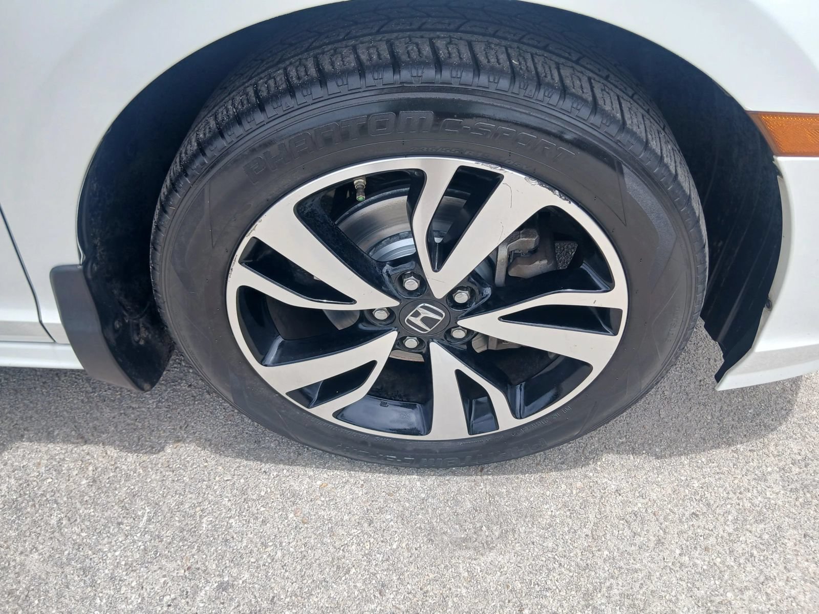 Used 2020 Honda Odyssey Elite image 31