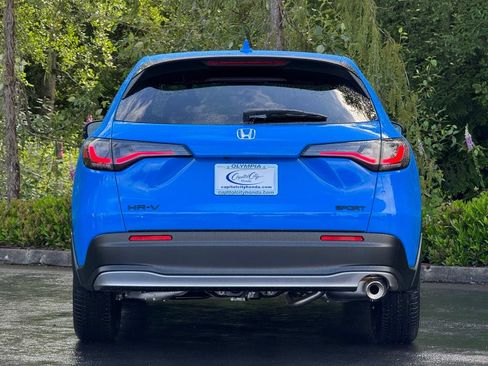 Used 2027 Honda HR-V Sport image 19
