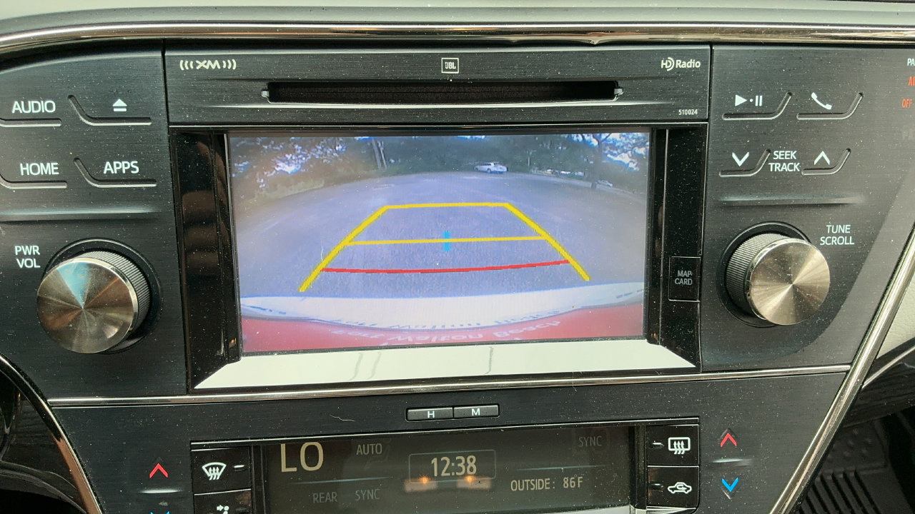 Used 2015 Toyota Avalon Limited FWD image 11