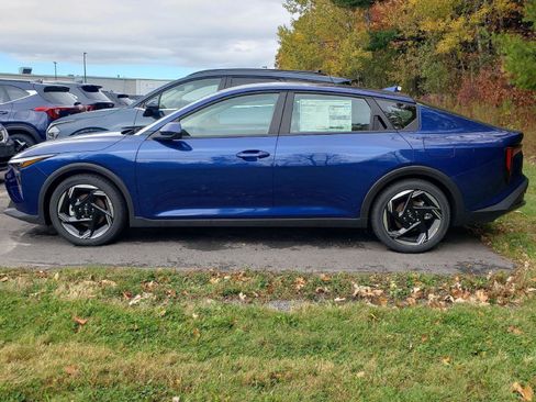 New 2025 Kia K4 EX image 2