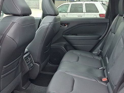 New 2026 Subaru Forester Limited AWD/4WD image 13