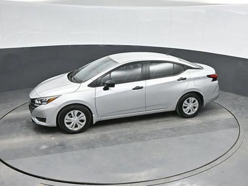 Used 2025 Nissan Versa S w/ Trunk Package FWD image 40