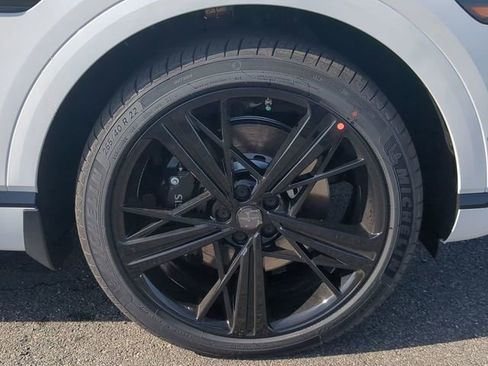 New 2026 Genesis GV80 3.5T e-SC image 10