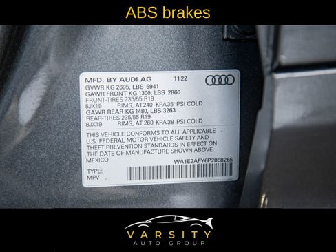 Used 2023 Audi Q5 e Premium Plus w/ Premium Plus Package AWD/4WD image 32