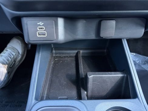 Used 2025 Ford Maverick XL image 30