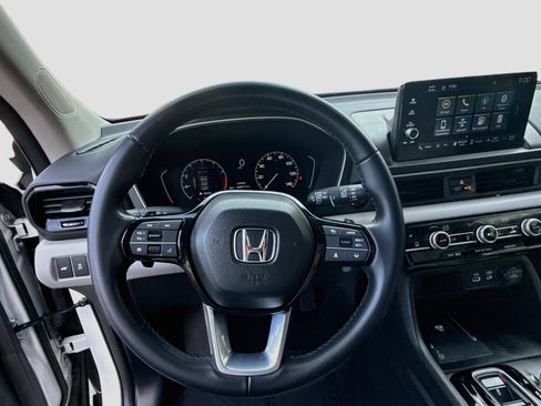 Certified 2023 Honda Pilot EX-L image 10
