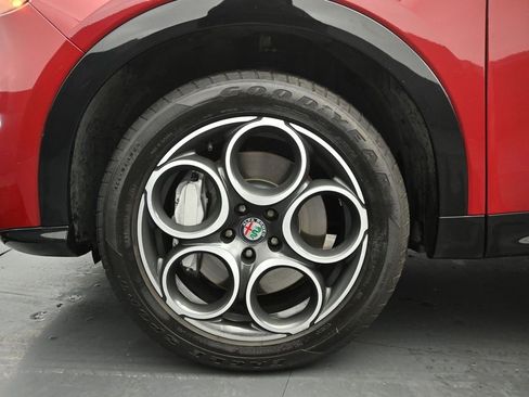 Used 2024 Alfa Romeo Tonale Ti image 33