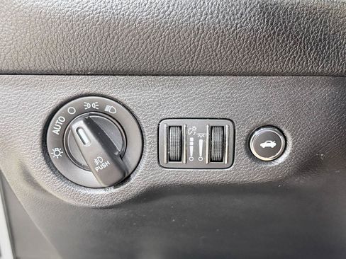 Used 2019 Dodge Challenger SXT w/ Plus Package RWD image 36
