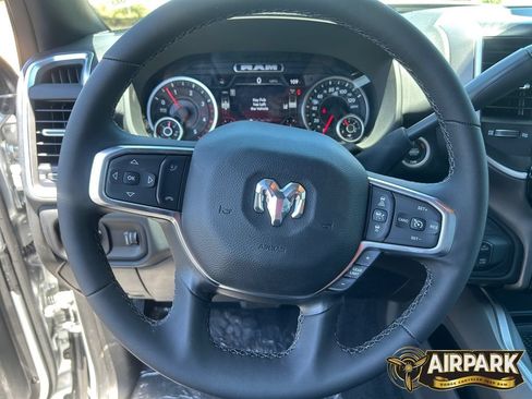New 2026 RAM 2500 Big Horn AWD/4WD image 21