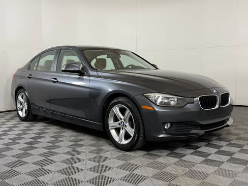 Used 2014 BMW 320i Sedan image 7