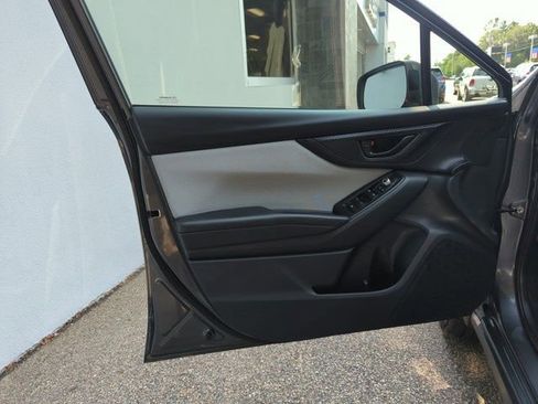 Used 2022 Subaru Crosstrek 2.0i Premium w/ Moonroof Package image 14
