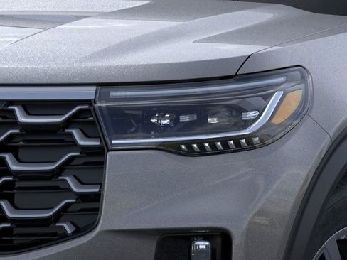 New 2026 Ford Explorer Platinum image 18