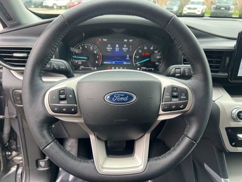 Used 2024 Ford Explorer XLT w/ Equipment Group 202A image 26