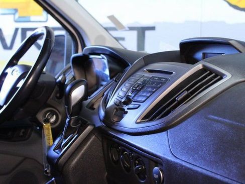 Used 2017 Ford Transit 150 Base image 9