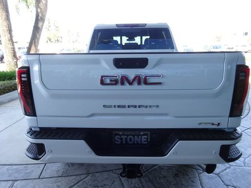 New 2026 GMC Sierra 2500 AT4 AWD/4WD image 6