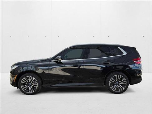 Used 2025 BMW X3 xDrive30i w/ Premium Package image 8