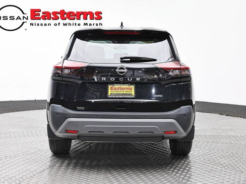 Used 2023 Nissan Rogue S AWD/4WD image 6