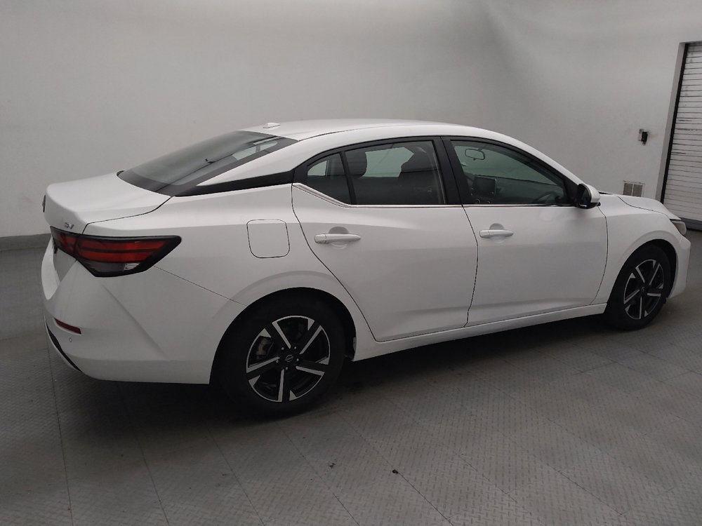 Used 2024 Nissan Sentra SV FWD image 10