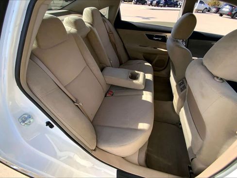 Used 2013 Nissan Altima 2.5 SV image 20